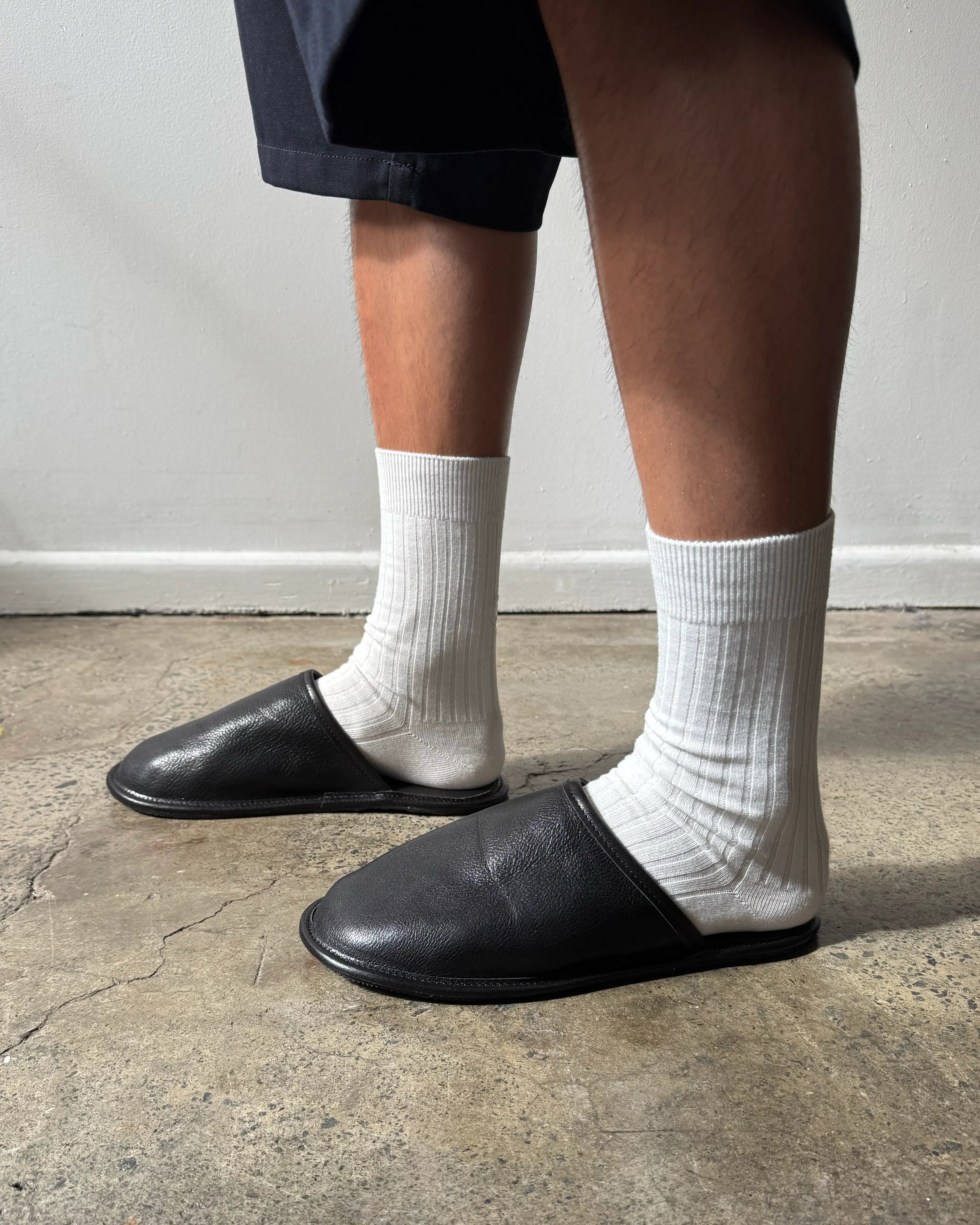 Suite Slipper - Black image